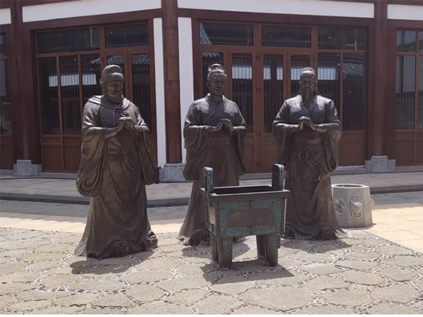 恒大集團?；◢u特色街區(qū)銅雕塑工程